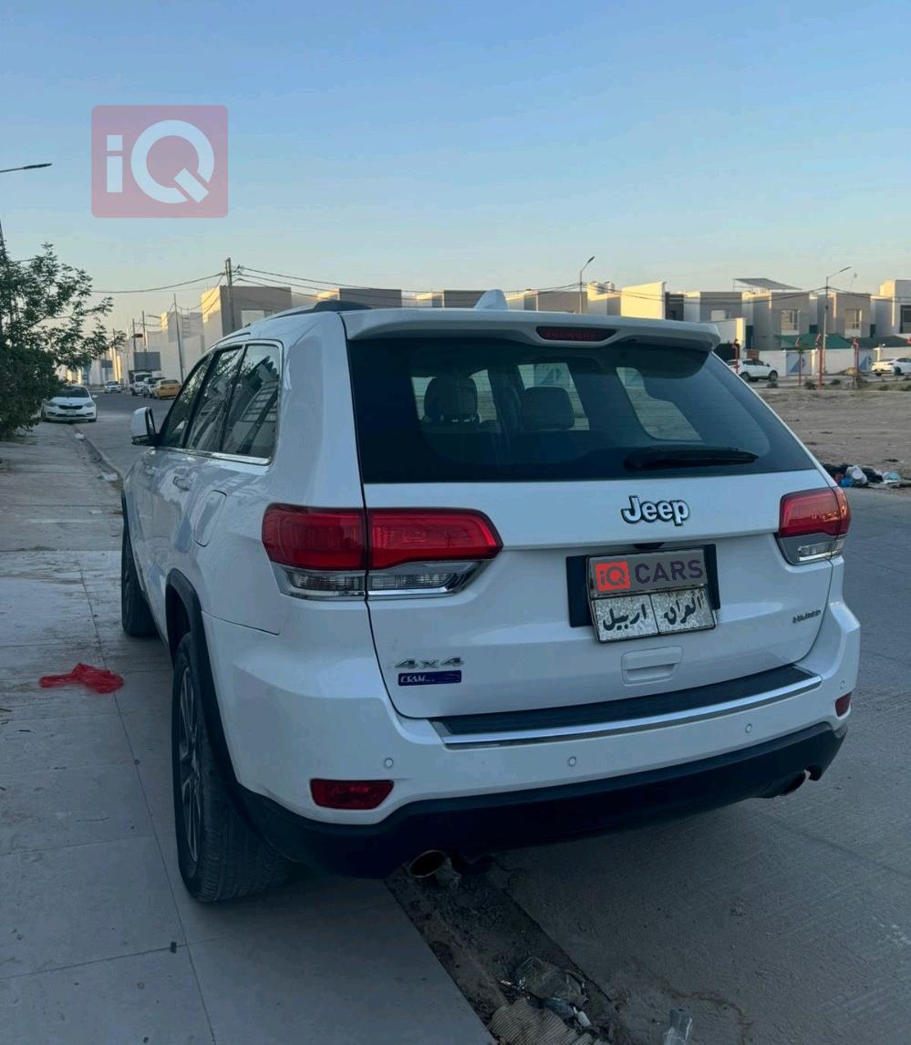 جيب جراند شيروكي